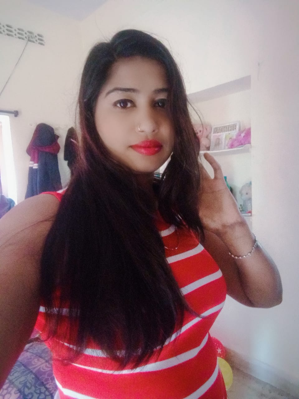 Exclusive Gomti Nagar call girl in Colaba